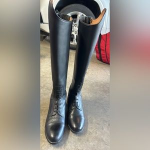 MOUNTAIN HORSE RIDING BOOTS
